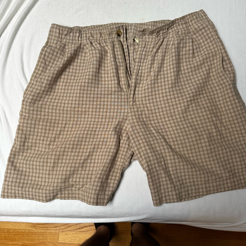 Eddie Bauer Men's Beige Checkered Flat Front Shorts